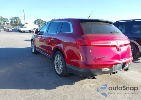 2013 Lincoln Mkt Ecoboost z USA, uszkodzony, nr VIN 2LMHJ5AT8DBL53306